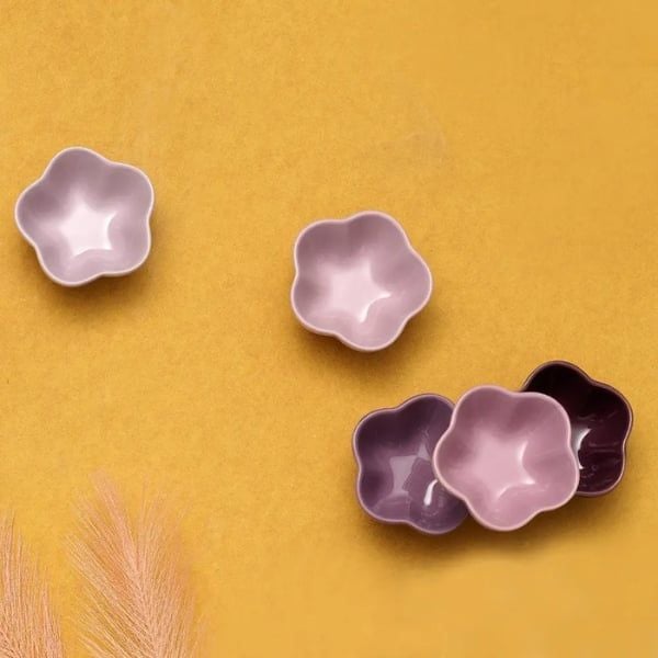 Set 5 bát chấm hình cánh hoa Le Creuset