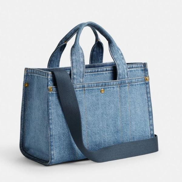 Túi xách Coach Cargo Denim Tote 26 unisex vải canvas