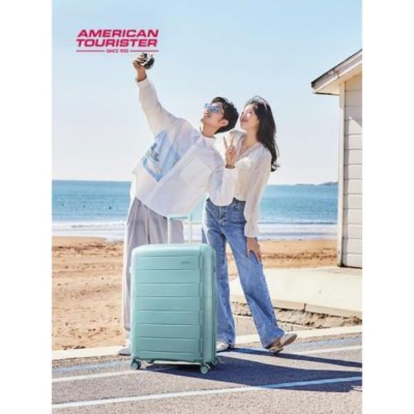 Vali American Tourister Sayyes Spinner size 20 - Màu Xanh sáng