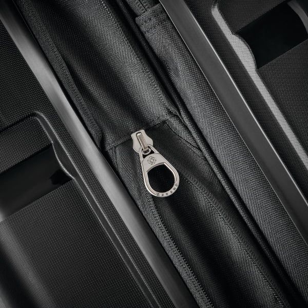 Vali Samsonite Outline Pro size 28 màu đen
