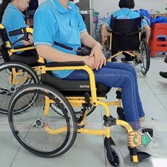  Xe lăn Karma Soma 215 (SM-250.5) siêu nhẹ 9.9kg 