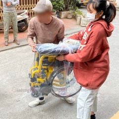  Xe lăn Karma Soma 215 (SM-250.5) siêu nhẹ 9.9kg 
