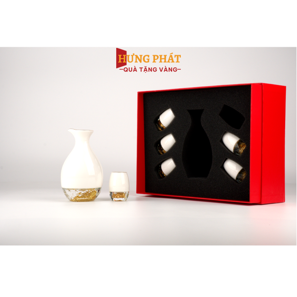Bộ bình ly uống rượu pha lê sứ đúc vàng (men rạng)