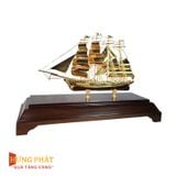Mô Hình Thuyền Buồm Mạ Vàng (Mẫu M02)