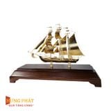 Mô Hình Thuyền Buồm Mạ Vàng (Mẫu M01)