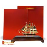 Mô Hình Thuyền Buồm Mạ Vàng (Mẫu M01)