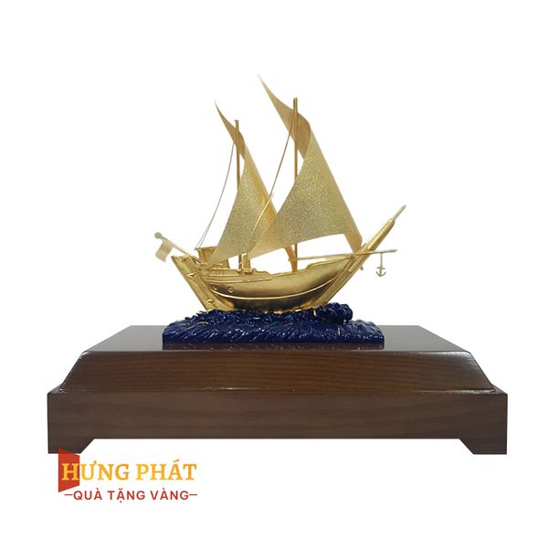 Thuyền Buồm Dát Vàng 24K (Mẫu 3)