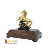 Ngựa Chiến Thắng Dát Vàng 24K