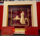 Cô Gái Chợ Bến Thành