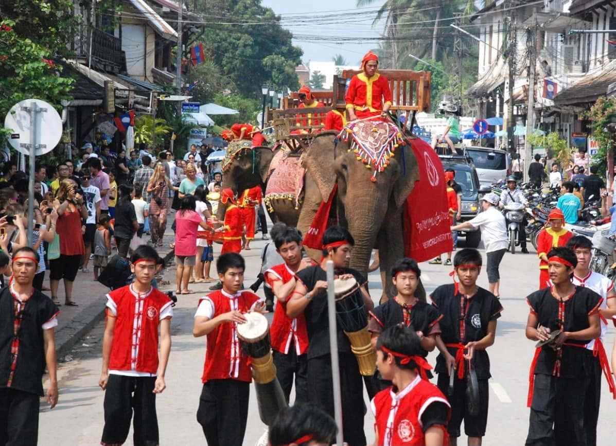 TOUR LÀO 5N4D: NÉT ĐẸP CHĂM PA - VIENTIANE - LUANG PRANGBANG - VANGVIENG