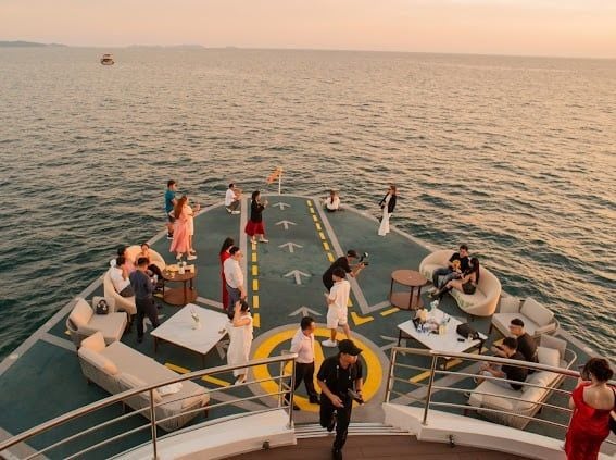 TOUR SUNSET CRUISE - TRẢI NGHIỆM ĐẲNG CẤP DU THUYỀN 5 SAO PHÚ QUỐC