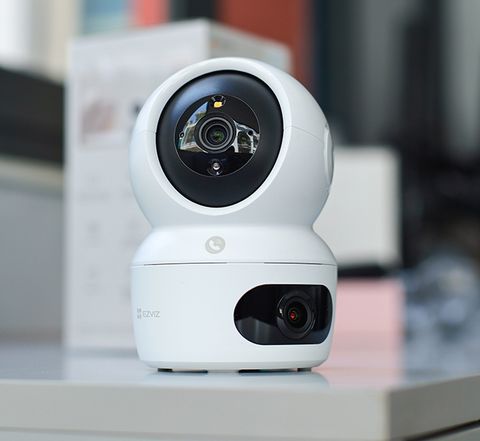 Camera IP WiFi 2 Mắt EZVIZ H7C 8MP Trong Nhà Thông Minh