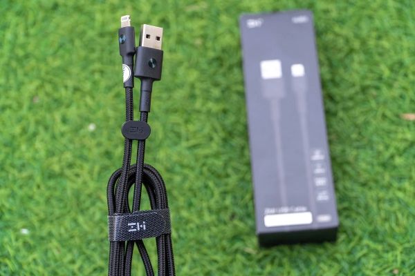 Cáp sạc Lightning AL805 ZMI MFi 1m dây dù siêu bền