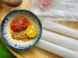  Bánh tráng chấm ớt rim 