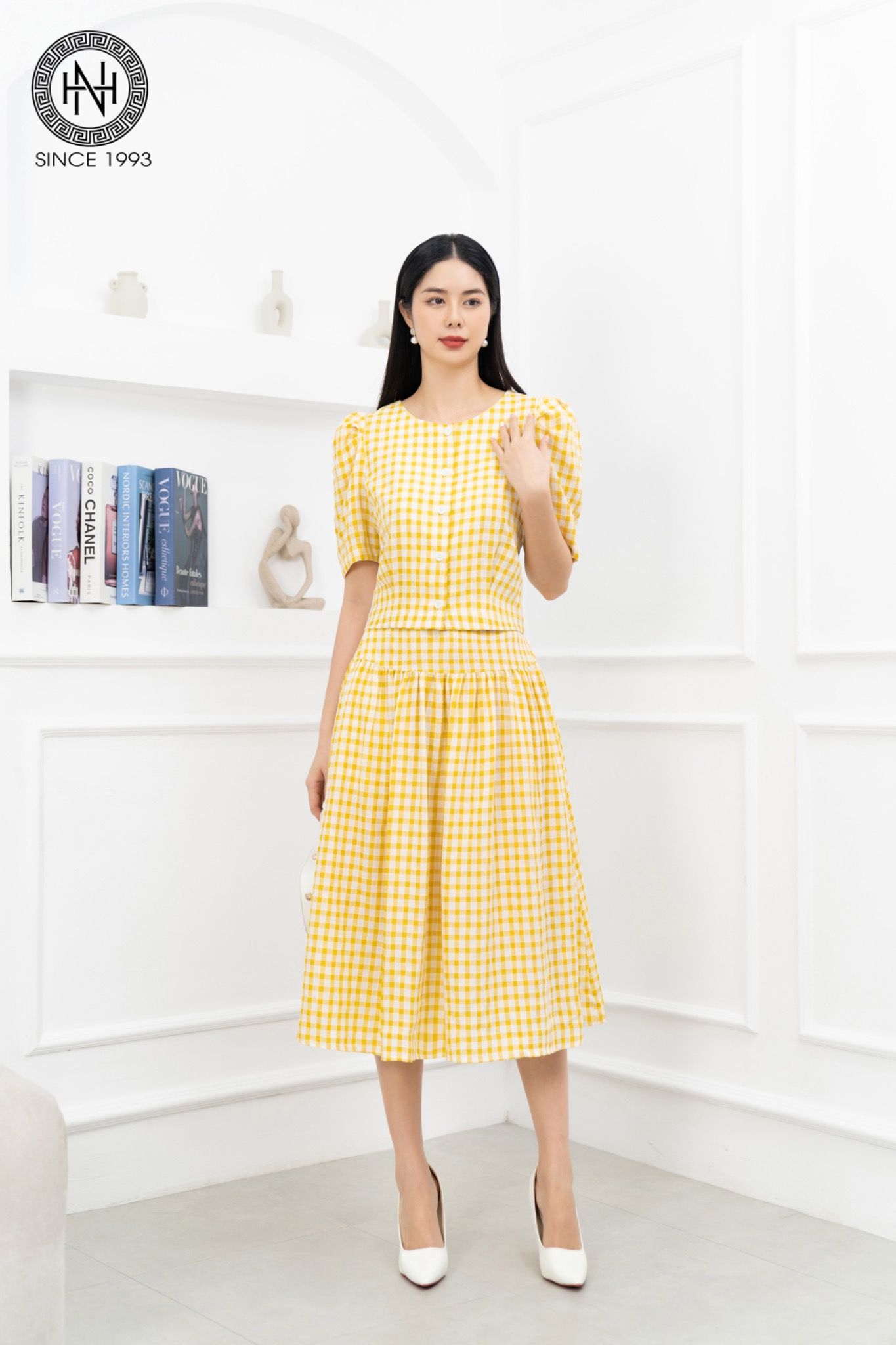 Váy kẻ caro vàng đỏ bèo cổ trắng đuôi cá  Shopee Việt Nam