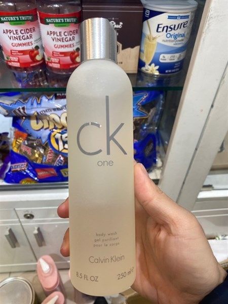 S a T m N c Hoa CK One Body Wash Gel 250ML Mars House