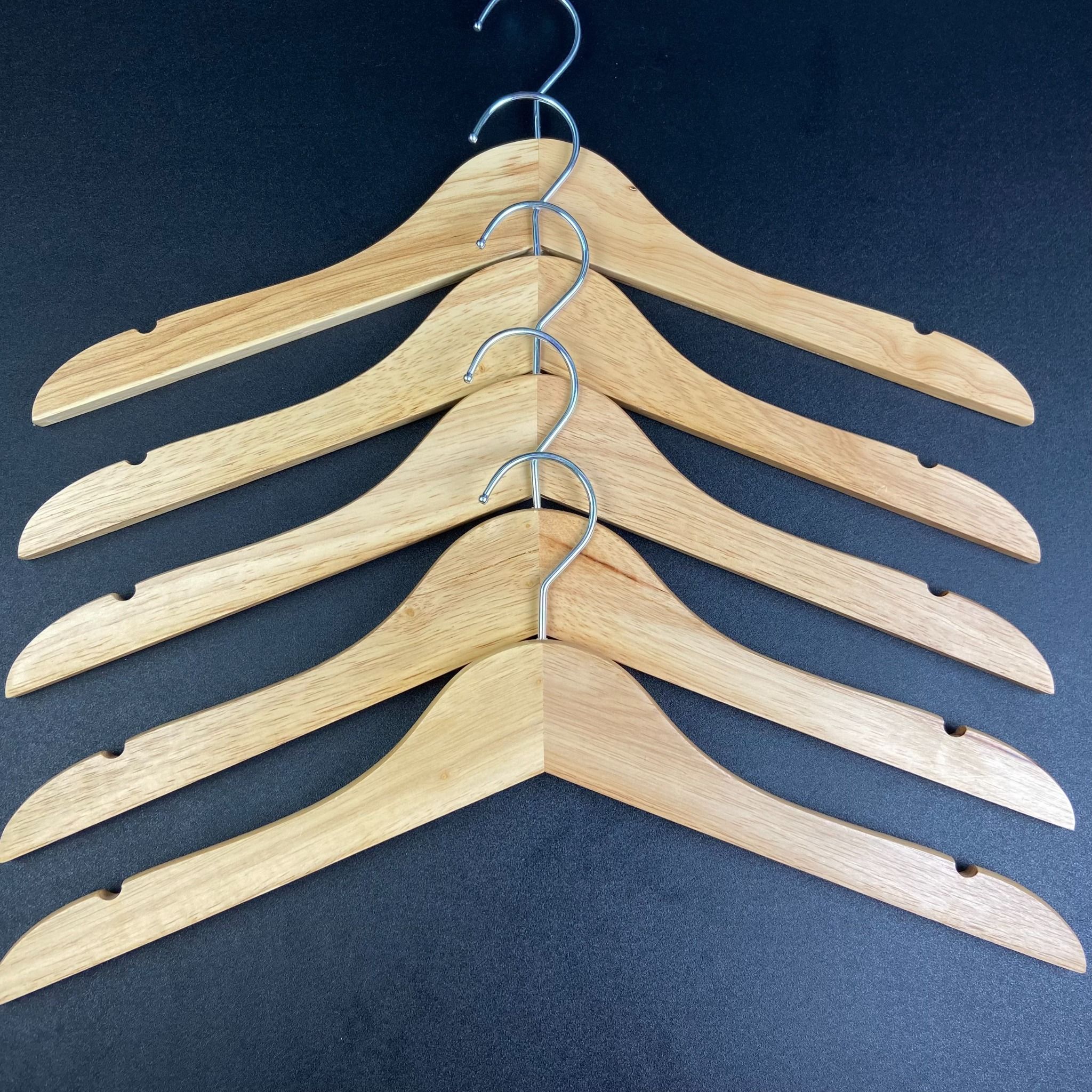 Bộ 5 Móc Treo Áo Vest Bằng Gỗ LUXURY Siêu Giữ Phom Thiết bị thời trang  Quang Anh