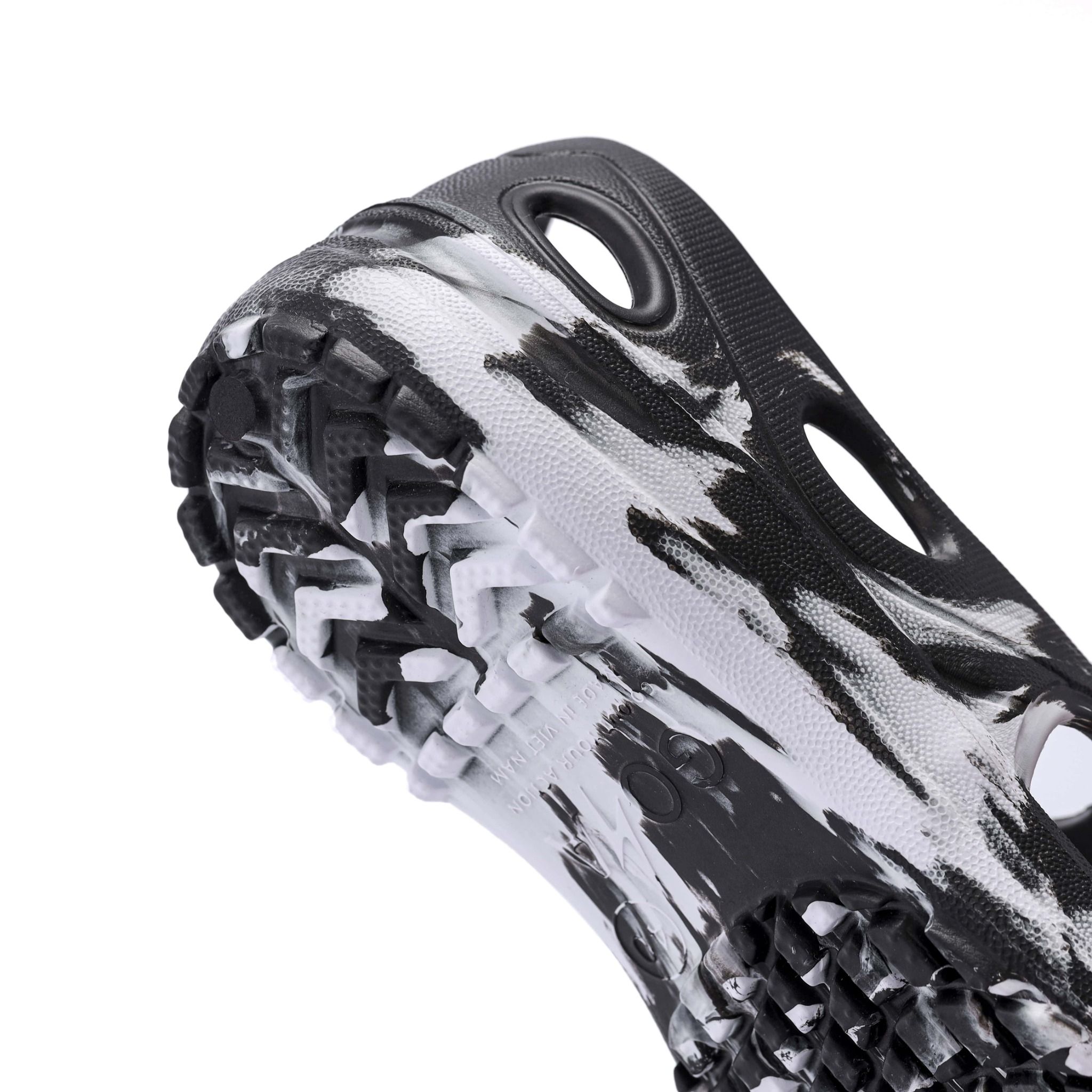  Dép Thể Thao Chạy Bộ GOYA Sandal GS23 Phiên Bản Đặt Biệt 2025 - Màu Đen Trắng 