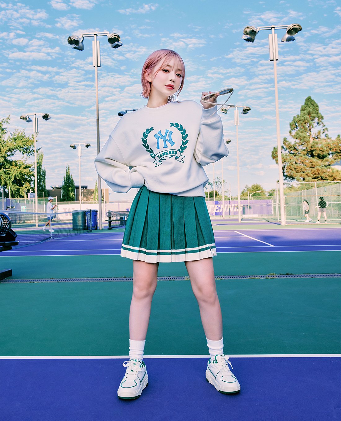 MLB - Áo sweatshirt nữ tay dài Classic Sports Big Logo