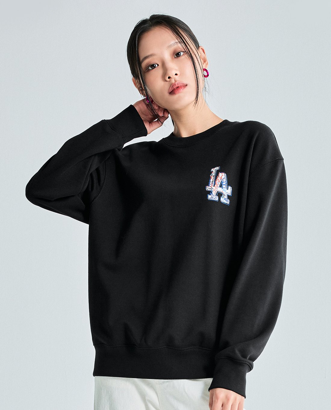 MLB - Áo sweatshirt unisex cổ tròn tay dài Like Pop Art
