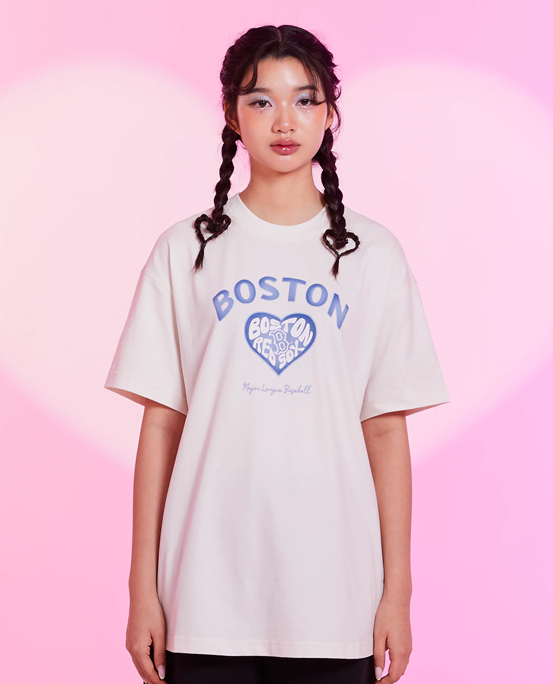 MLB - Áo thun nữ cổ tròn tay ngắn Heart