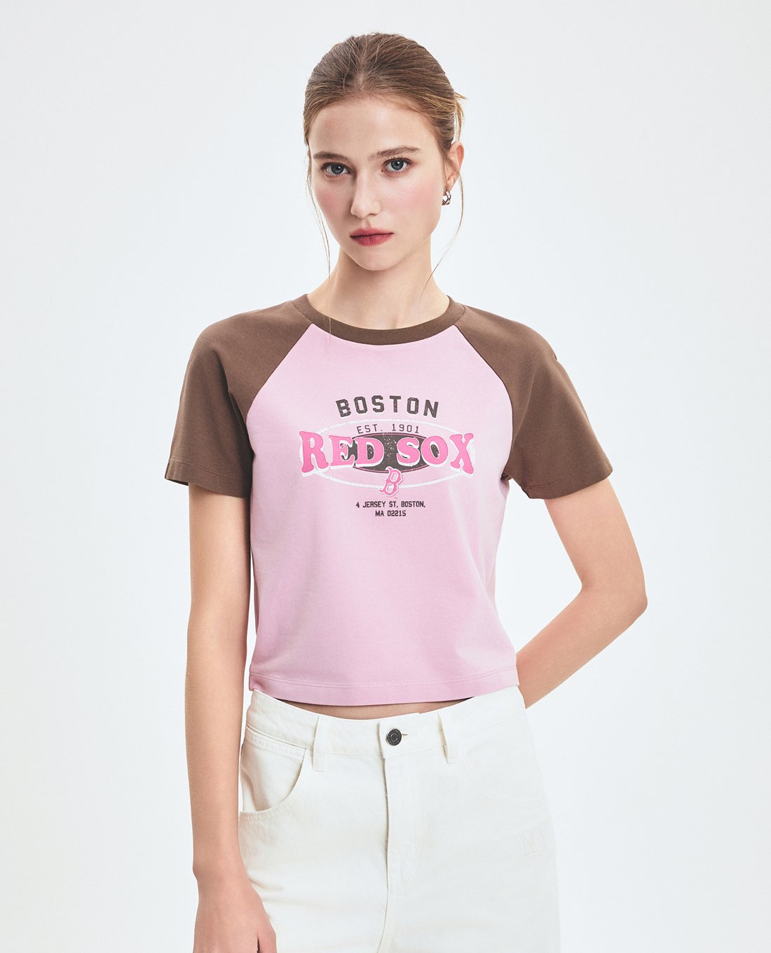 MLB - Áo croptop nữ cổ tròn tay ngắn Classic Varsity