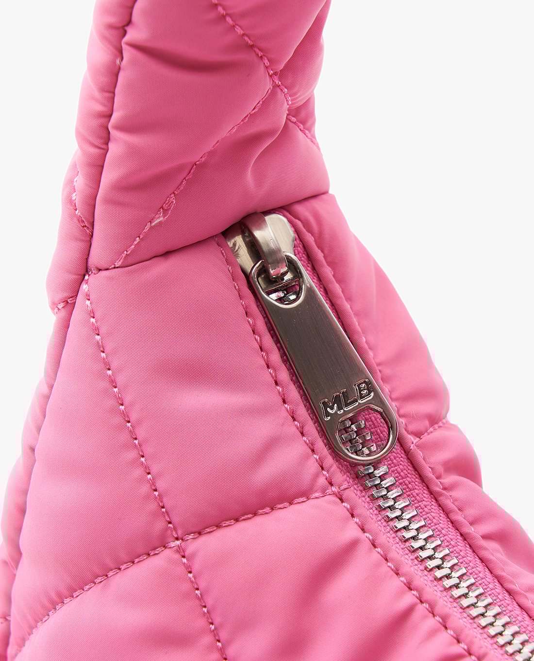 MLB - Túi đeo vai nữ chần bông Quilted Hobo Medium MLB Việt Nam