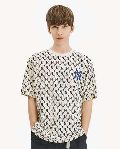  MLB - Áo thun tay ngắn cổ tròn Monogram Graphic 