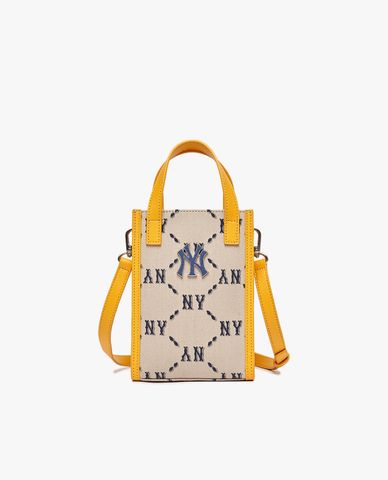  MLB - Túi đeo chéo phom chữ nhật Monogram Diamond Jacquard 