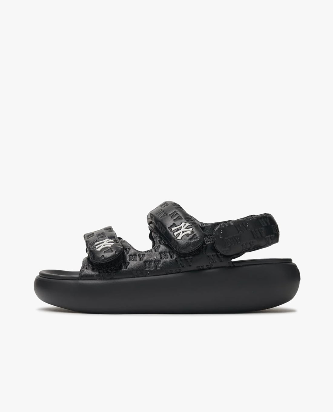 MLB - Giày sandals unisex đế thấp Base Classic Monogram