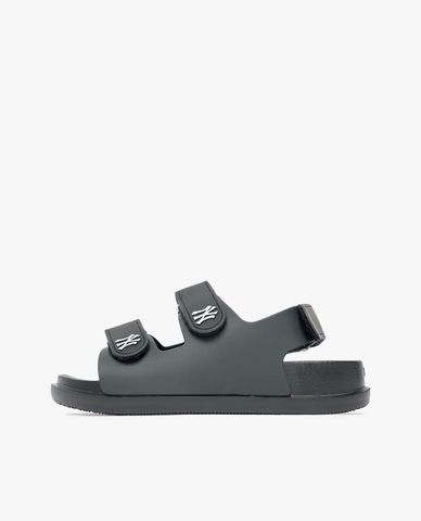  MLB - Giày sandals quai ngang khóa dán Chunky 