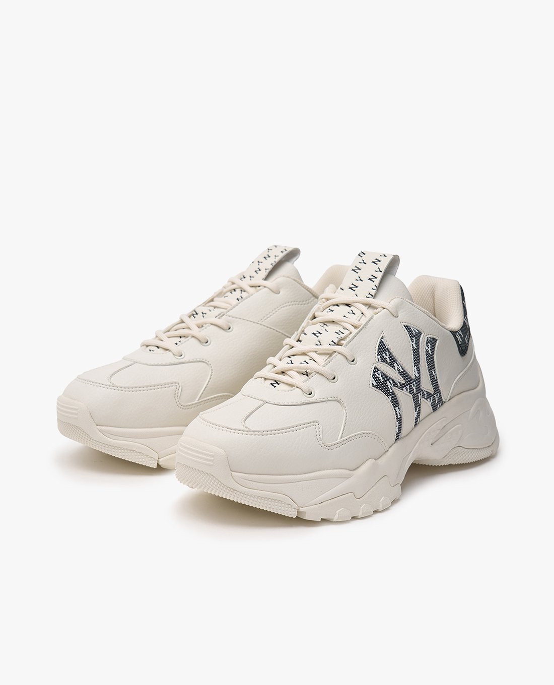 MLB公式 Big Ball Chunky Window Monogram BOS (Beige) MLB BigBall Chunky Window Monogram Boston Red Sox Sneakers