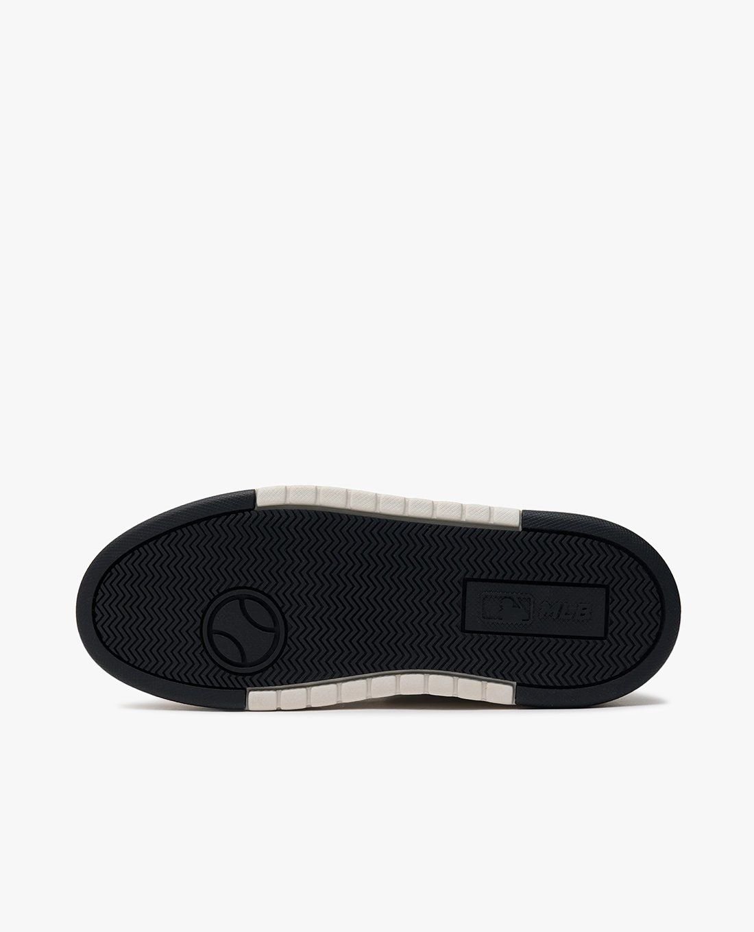 スニーカー [ MLB ] CHUNKY CLASSIC A HEEL MONOGRAM ☆関税込☆MLB☆Chunky classic base heel monogram☆ (MLB