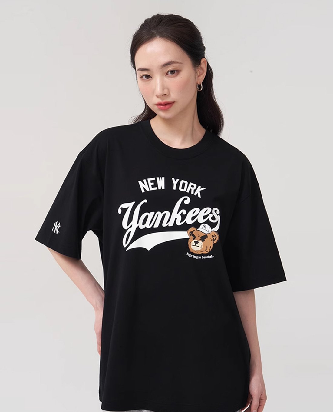 MLB - Áo thun unisex cổ tròn tay ngắn Letter Mega Bear
