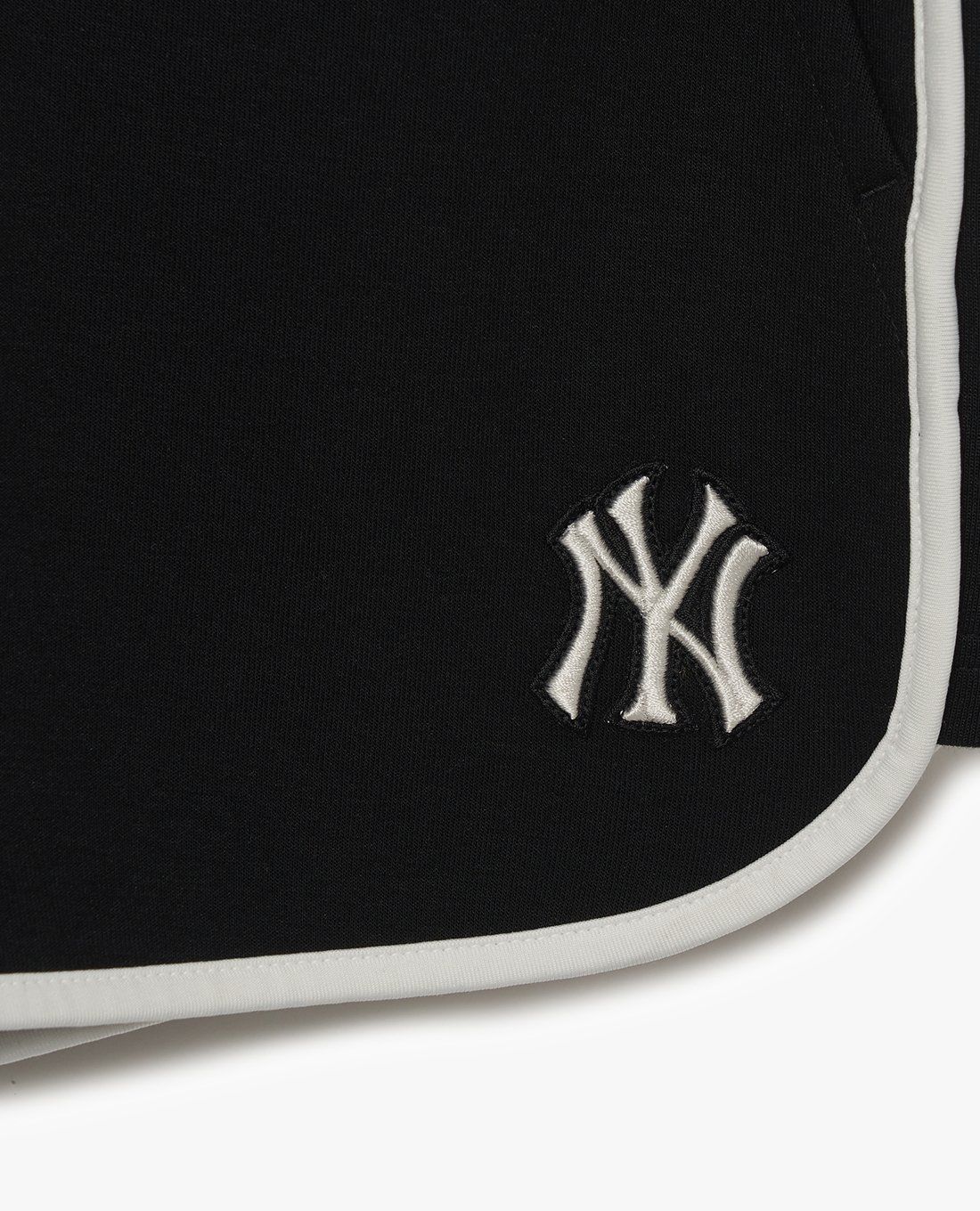 CHÍNH HÃNG Quần Short MLB Monogram Front Print Setup Shorts New York Yankees 3ASMM0123 Shopee Việt Nam #19 CHÍNH HÃNG Quần Short MLB Monogram Front Print Setup Shorts New York Yankees 3ASMM0123 Shopee Việt Nam