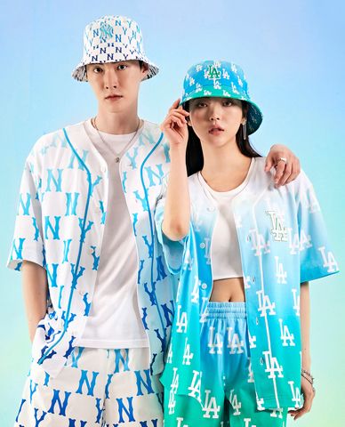  MLB - Áo bóng chày unisex tay ngắn Gradation Monogram 