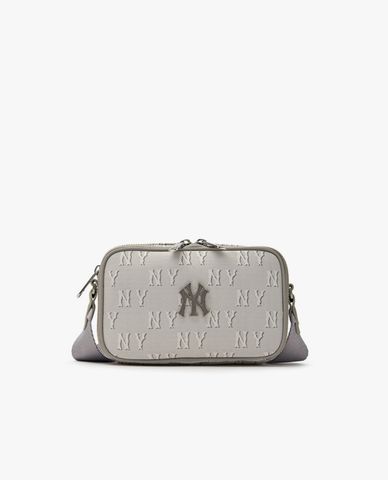  MLB - Túi đeo chéo unisex phom chữ nhật Classic Monogram Jacquard Mini 