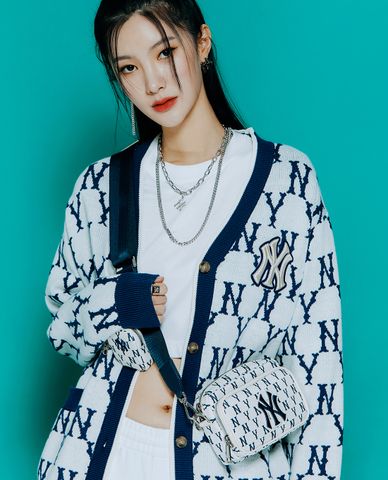  MLB - Túi đeo chéo unisex phom chữ nhật Monogram 