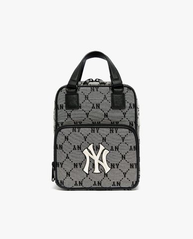  MLB - Balo mini phom chữ nhật Monogram Diamond Jacquard 