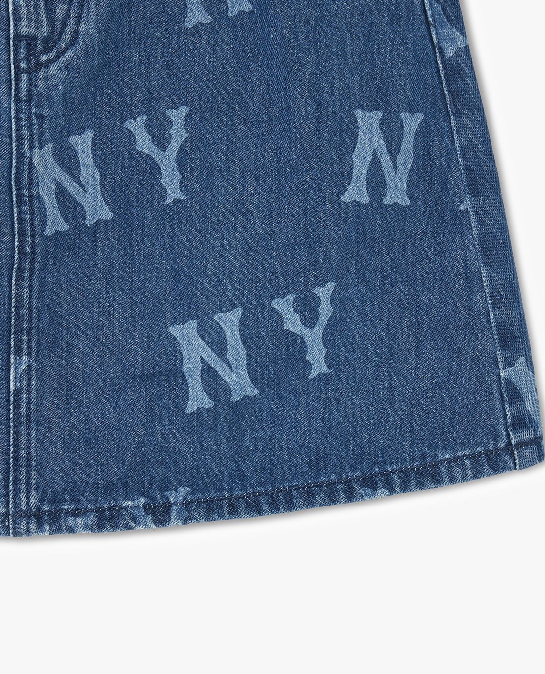 MLB - Chân váy denim mini phom chữ A Basic Multi Megalogo Print