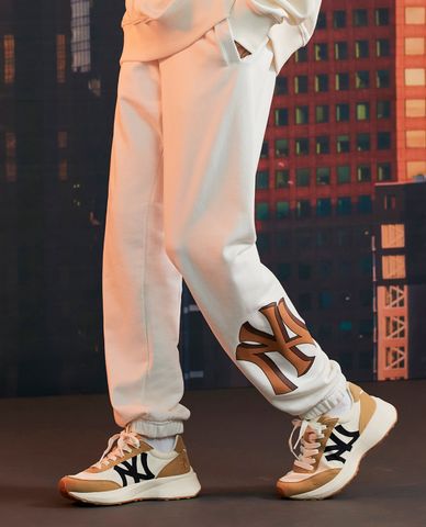  MLB - Quần jogger unisex lưng thun Basic Mega Logo Loose Fit 