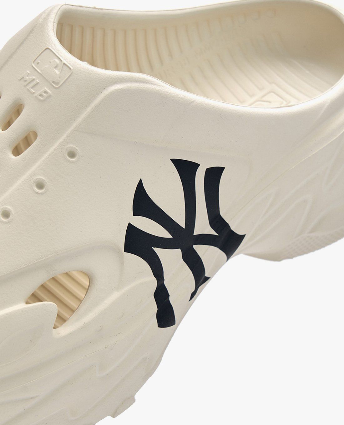 MLB - Giày mules unisex đế cao Big Ball Chunky Recovery MLB