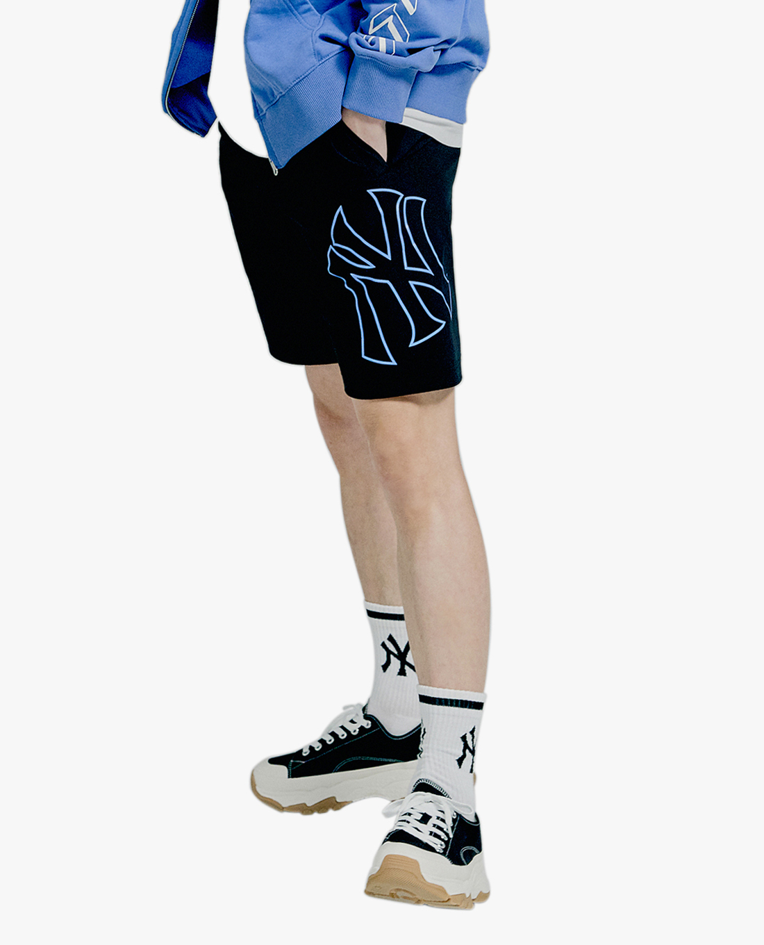 MLB - Quần shorts lưng thun Coolfield Big Logo