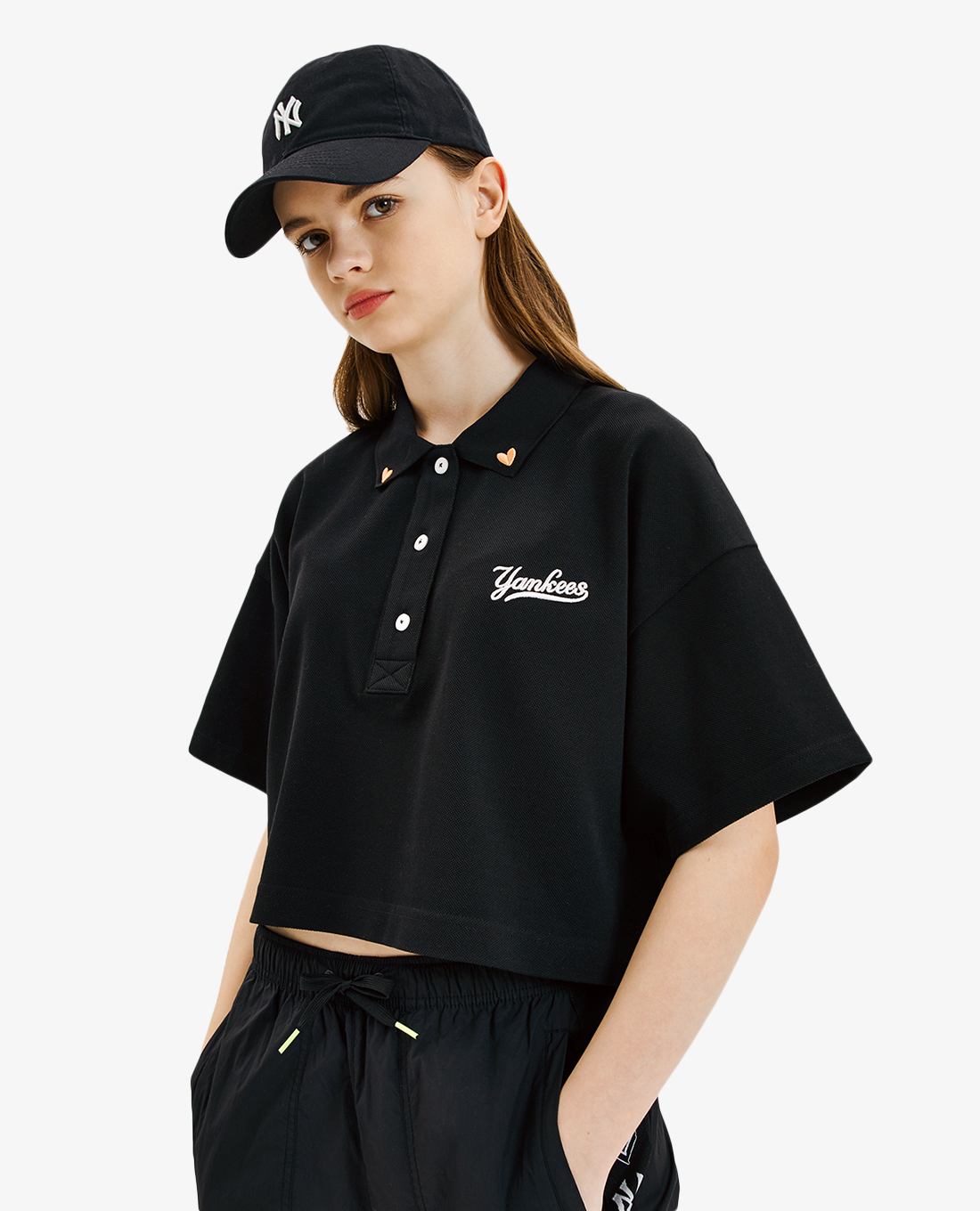 MLB - Áo croptop nữ ngắn tay Heart Crop Pique