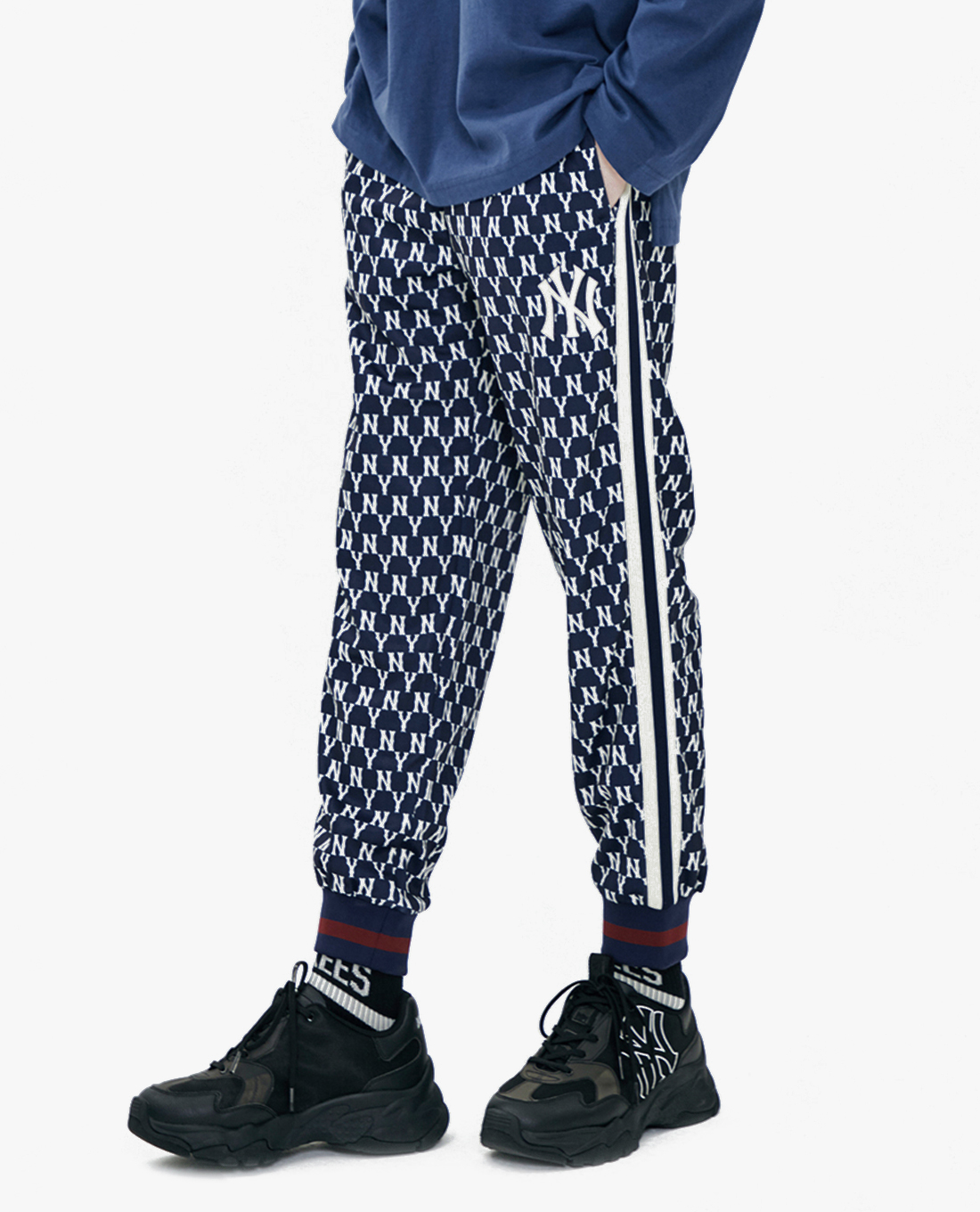MLB - Quần jogger Monogram Training New York Yankees