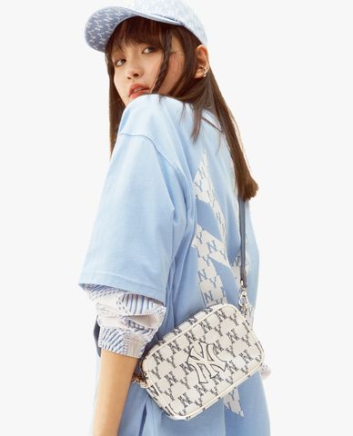  MLB - Túi đeo chéo chữ nhật Monogram Crayon Mini 