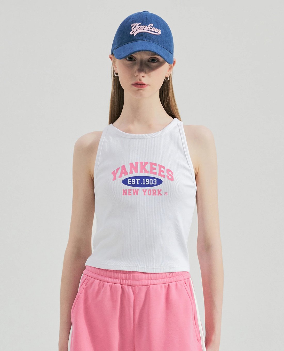 MLB - Áo ba lỗ nữ phom croptop Varsity Slim Fit
