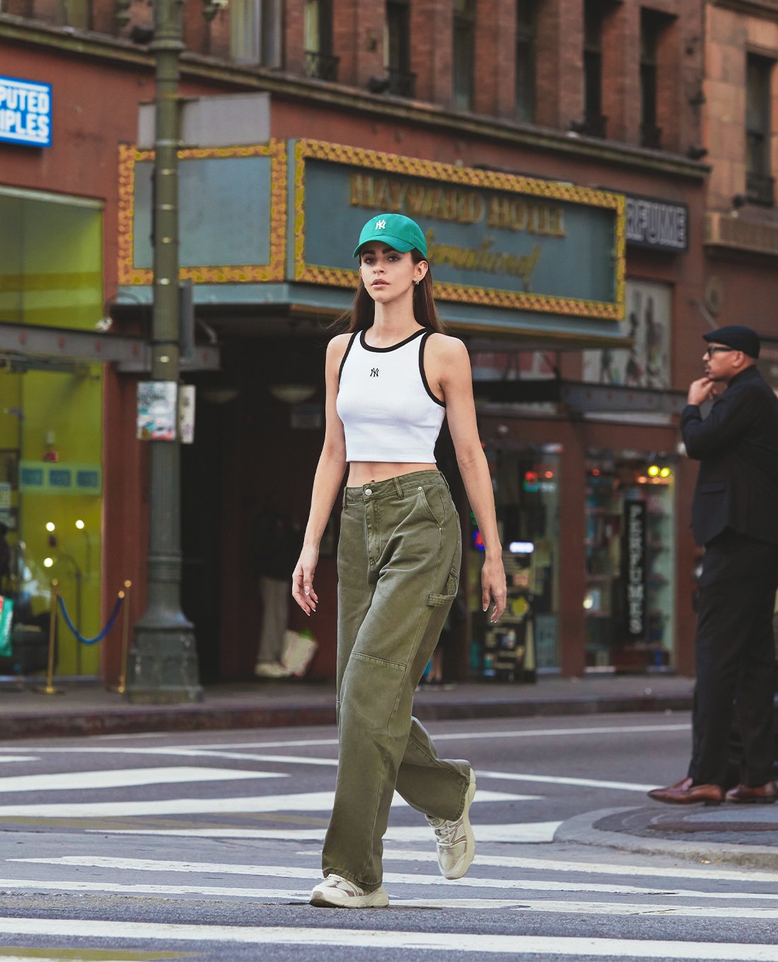 MLB - Áo ba lỗ nữ phom croptop Basic Small Logo Ribbed Ringer