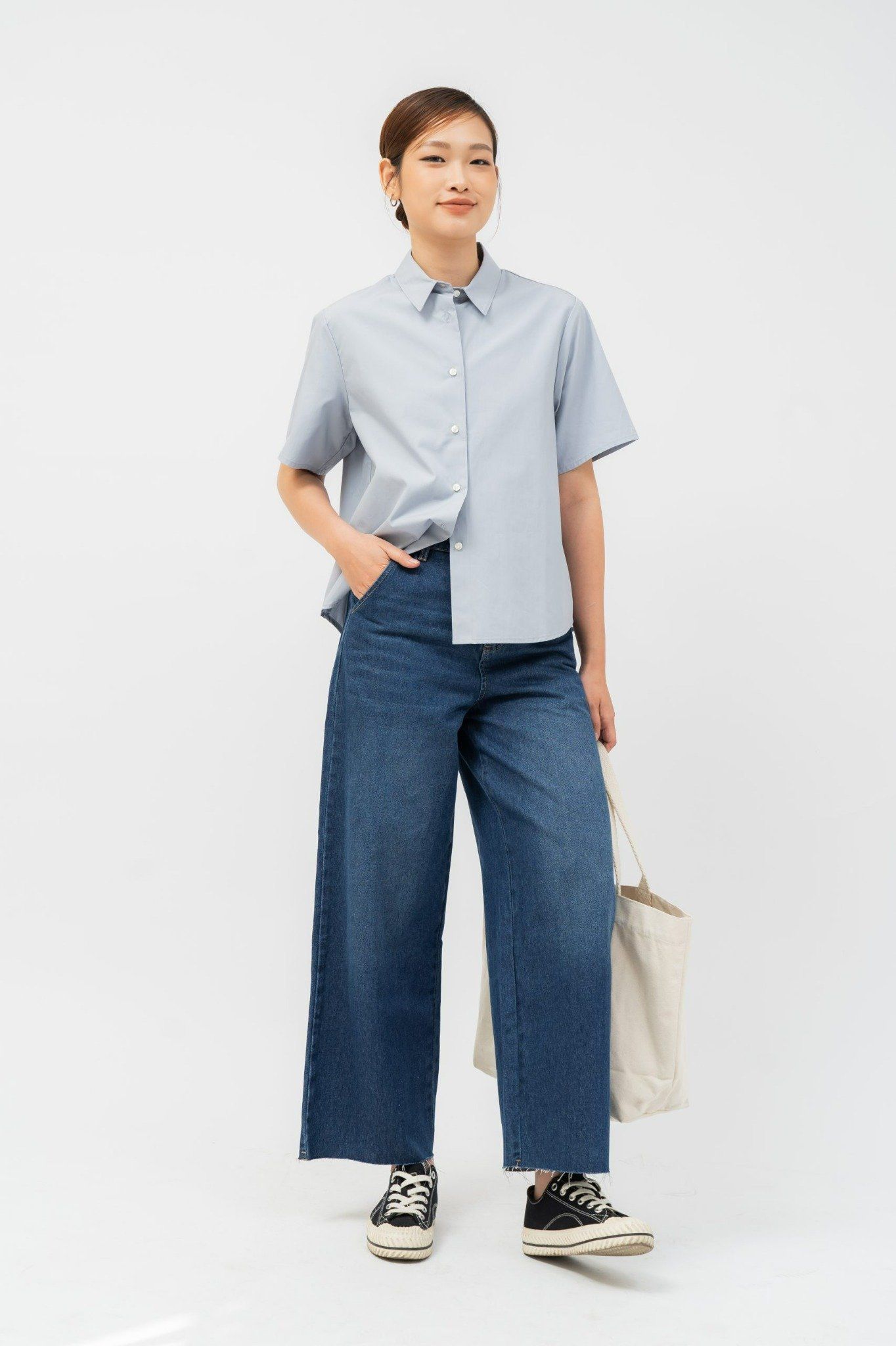  Áo sơ mi nữ ngắn tay dáng hộp vải poplin nhăn 