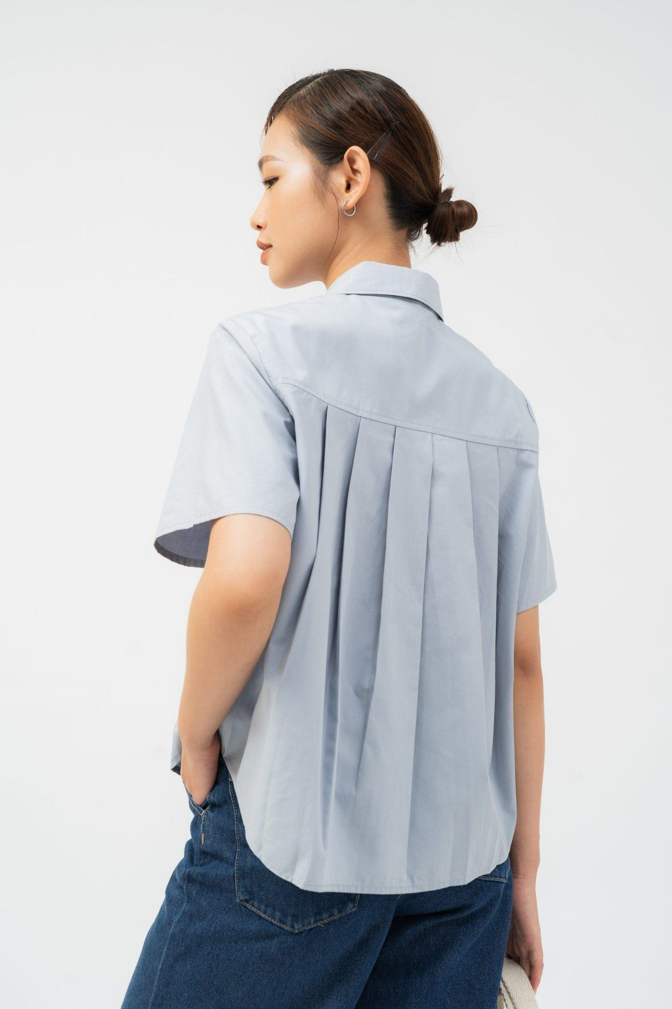  Áo sơ mi nữ ngắn tay dáng hộp vải poplin nhăn 